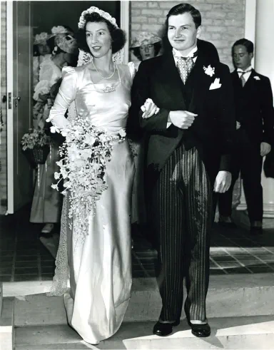 David and Peggy Rockefeller at their wedding in 1940
