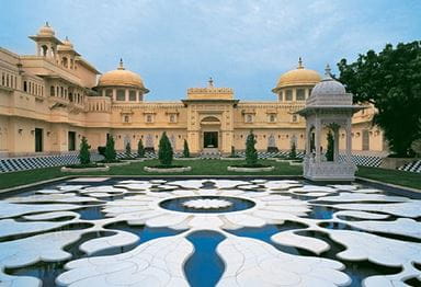 udaivilas-special-offers-camp-oberoi-572x390