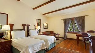 Deluxe Rooms at 5 Star Hotel in Shimla, The Oberoi Cecil