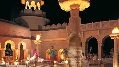 rajvilas-gallery-featured-12-folk-dance-surymahal-courtyard-724x407